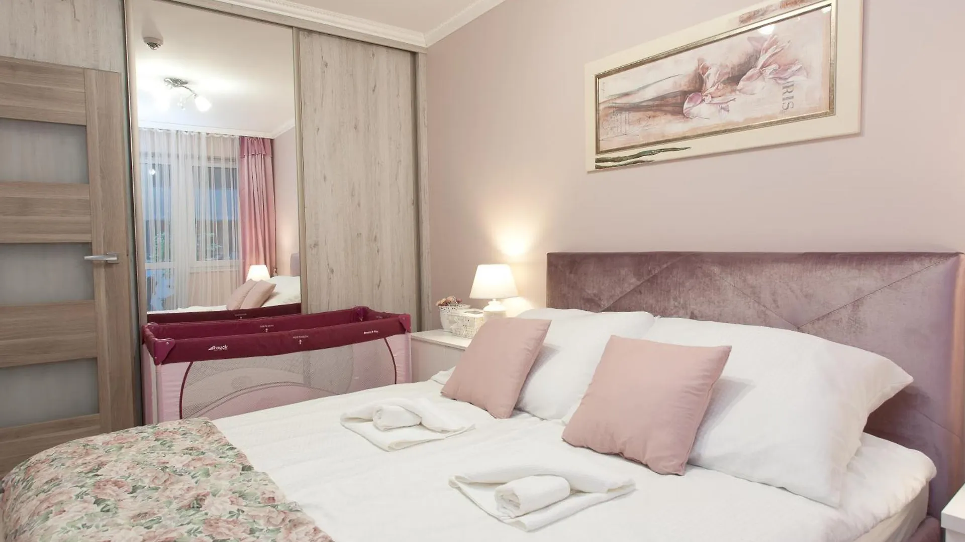 Apartament Kasprowicza 20 A Z Garazen Kolobrzeg Poland
